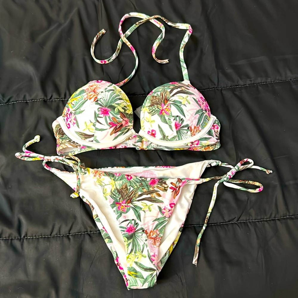 Push up Victorias Secret Floral Bikini